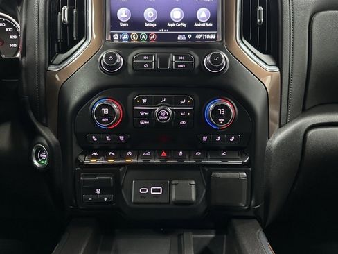 Used 2019 Chevrolet Silverado 1500 High Country w/ Technology Package image 24