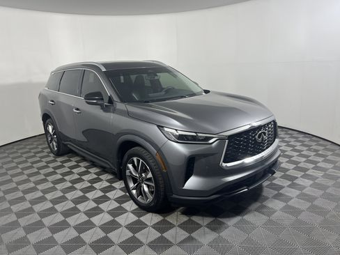 Used 2023 INFINITI QX60 Luxe w/ Cargo Package AWD/4WD image 7