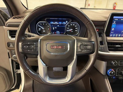 Used 2021 GMC Yukon SLT image 15