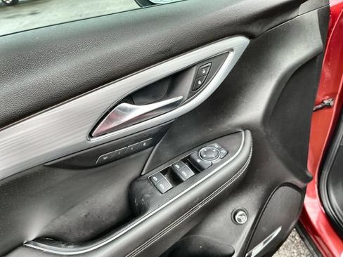 Used 2024 Buick Envision Avenir AWD/4WD image 16
