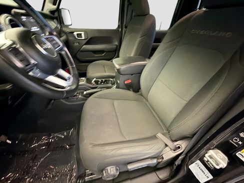 Used 2022 Jeep Gladiator Overland w/ Trailer Tow Package image 11