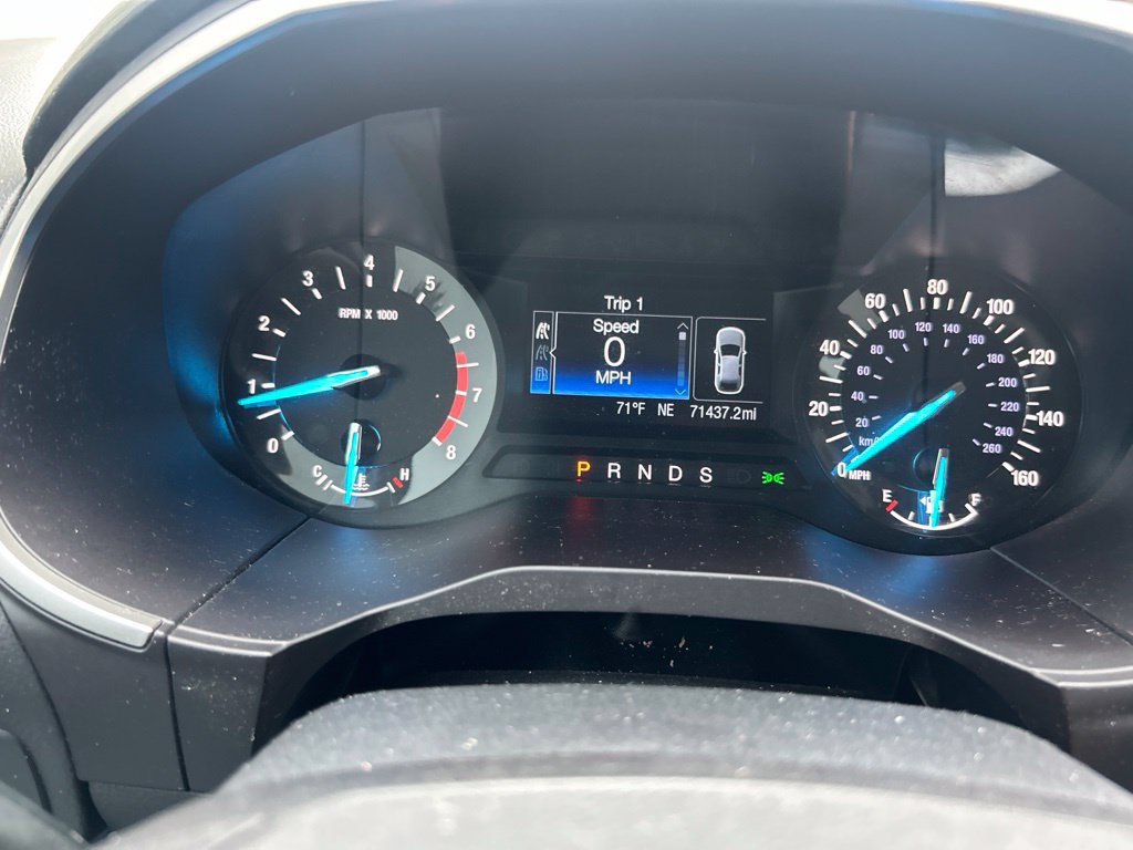 Used 2018 Ford Edge SEL FWD image 23