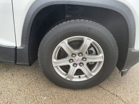 Used 2017 GMC Acadia SLE image 34