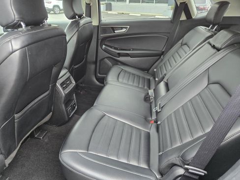 Used 2019 Ford Edge SEL w/ Equipment Group 201A FWD image 25