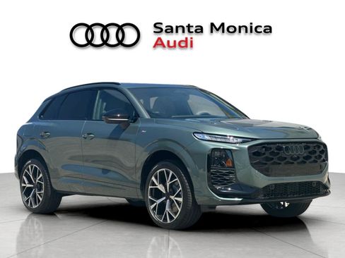 New 2026 Audi Q3 quattro 2.0T AWD/4WD image 9