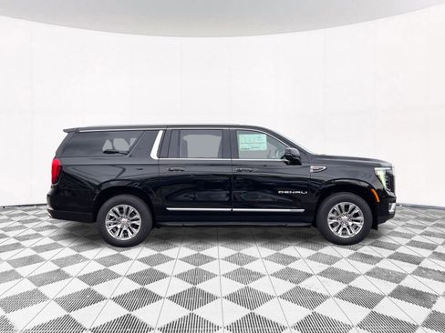 New 2026 GMC Yukon XL Denali AWD/4WD image 12