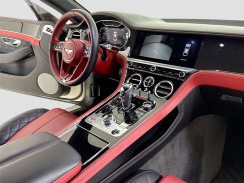 Used 2020 Bentley Continental GT AWD/4WD image 28