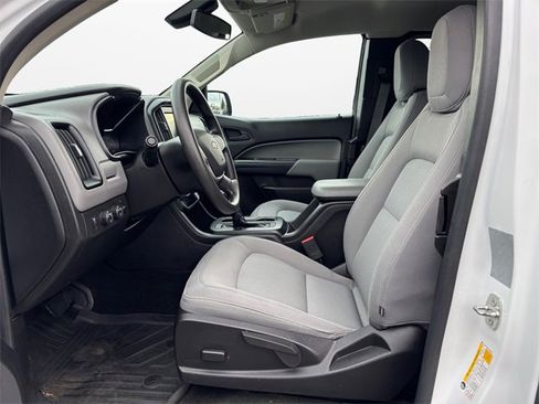 Used 2018 Chevrolet Colorado W/T w/ WT Convenience Package image 9