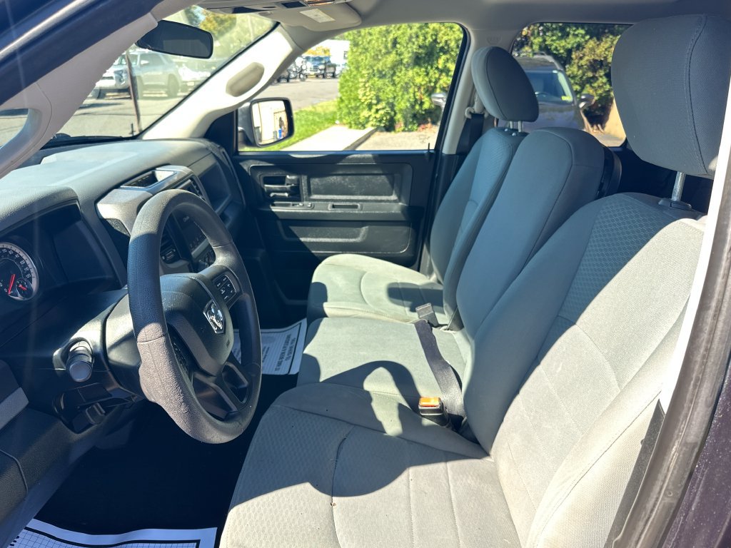 Used 2018 RAM 1500 Express w/ Express Value Package AWD/4WD image 13