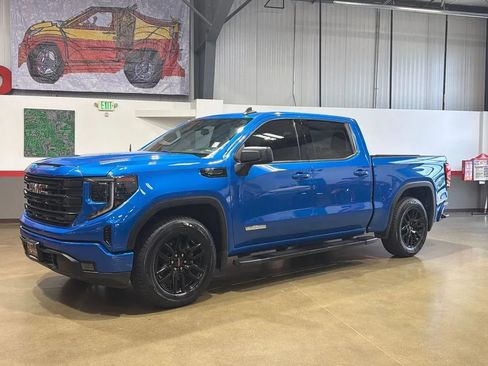 Used 2022 GMC Sierra 1500 Elevation RWD image 7