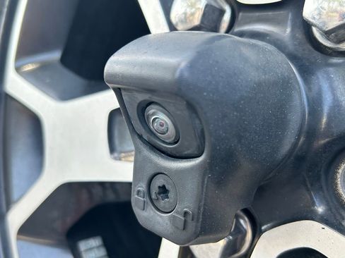 Used 2020 Jeep Wrangler Unlimited Rubicon image 37