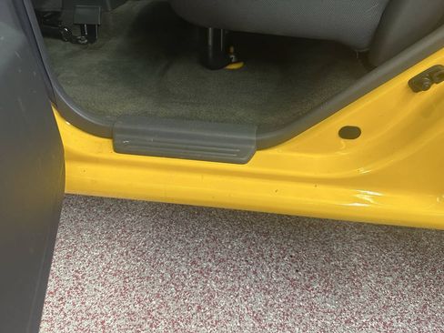 Used 2004 Chevrolet Colorado LS RWD image 39