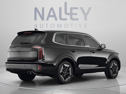 Used 2023 Kia Telluride EX w/ EX Captain's Chair Package FWD image 3