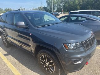 Used 2018 Jeep Grand Cherokee Trailhawk image 1