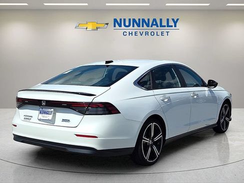 Used 2024 Honda Accord Sport image 5