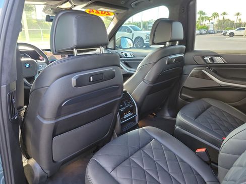 Certified 2024 BMW X7 xDrive40i w/ Executive Package AWD/4WD image 12