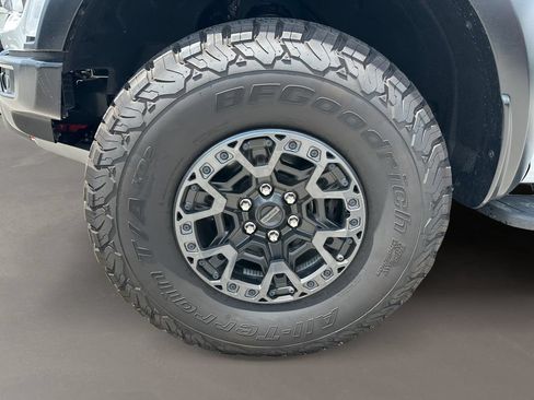 Used 2025 Ford F150 Raptor w/ Equipment Group 803A Raptor R AWD/4WD image 10