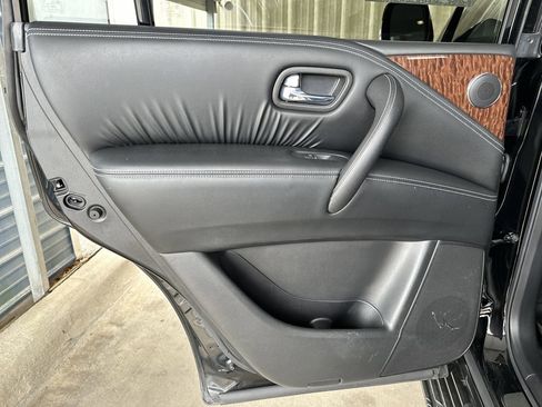 Used 2020 Nissan Armada SL w/ Premium Package RWD image 29