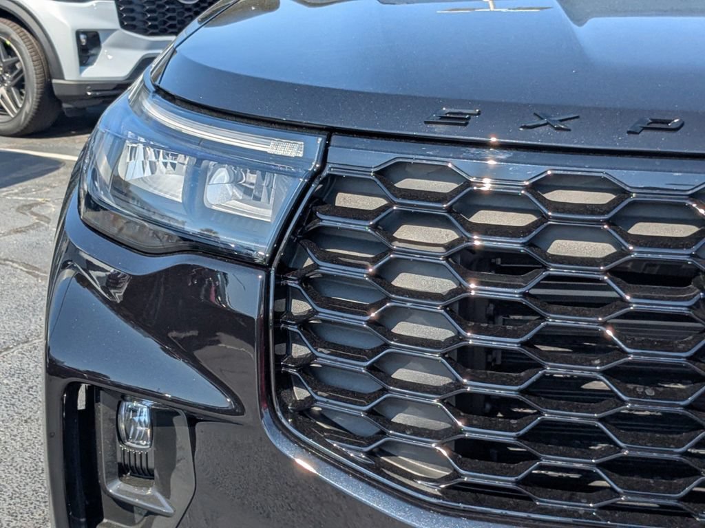 New 2026 Ford Explorer ST-Line w/ ST-Line Street Pack RWD image 10