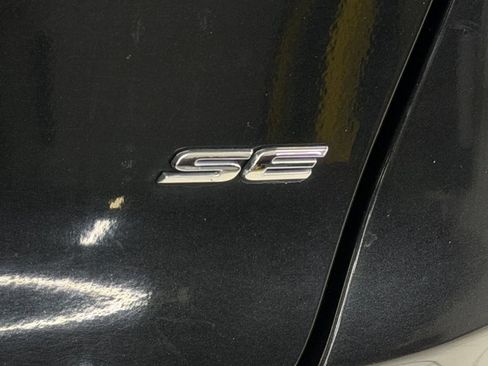 Used 2014 Ford Fusion SE FWD image 27