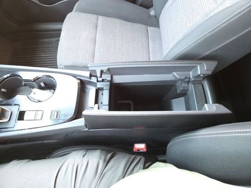 Used 2021 Nissan Rogue S image 56