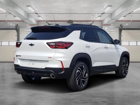 New 2026 Chevrolet TrailBlazer RS w/ Convenience Package AWD/4WD image 3