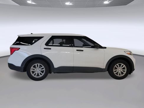 Used 2021 Ford Explorer 2WD image 6