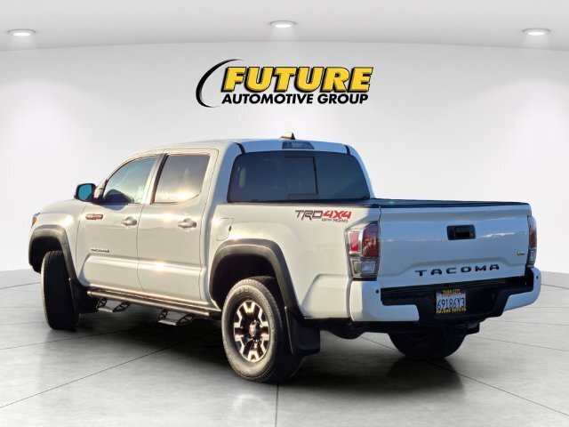 Certified 2023 Toyota Tacoma TRD Off-Road w/ TRD Premium Off Road Package AWD/4WD image 7