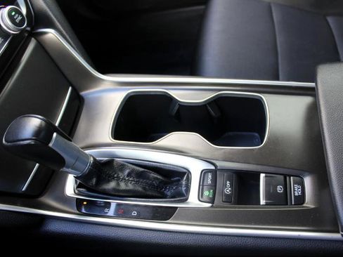 Used 2022 Honda Accord Sport image 37