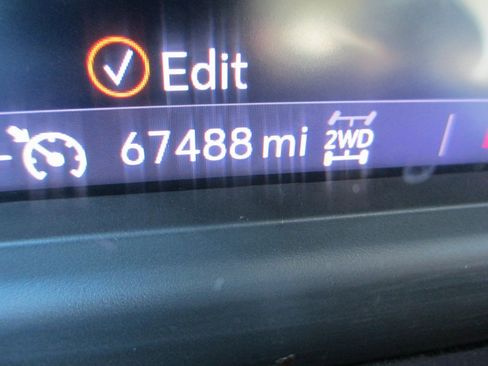 Used 2020 Chevrolet Silverado 1500 LT w/ All-Star Edition image 27