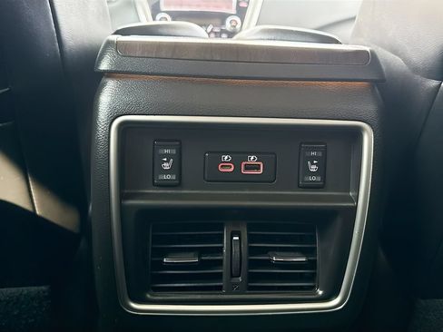 Used 2023 Nissan Murano Platinum w/ Cargo Package FWD image 27