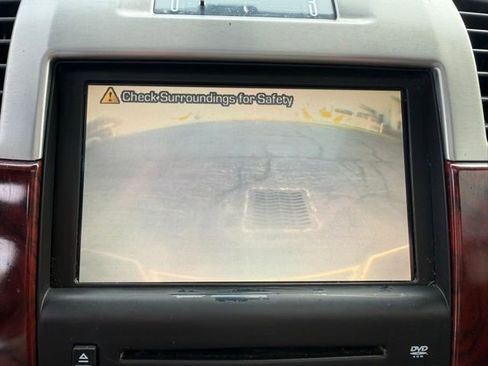 Used 2007 Cadillac Escalade EXT w/ Information Package image 29