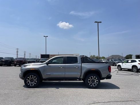 New 2025 GMC Canyon AT4 w/ Nightfall Edition image 4