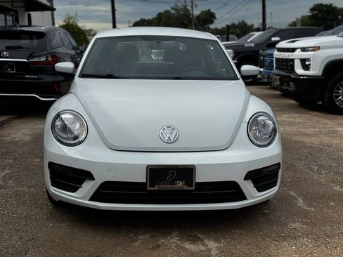 Used 2018 Volkswagen Beetle 2.0T S FWD image 2