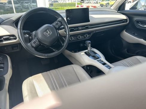 Used 2024 Honda HR-V EX-L image 13