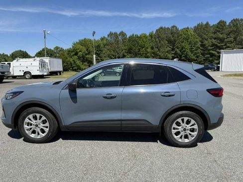 Used 2024 Ford Escape Active w/ Tech Pack #1 FWD image 1