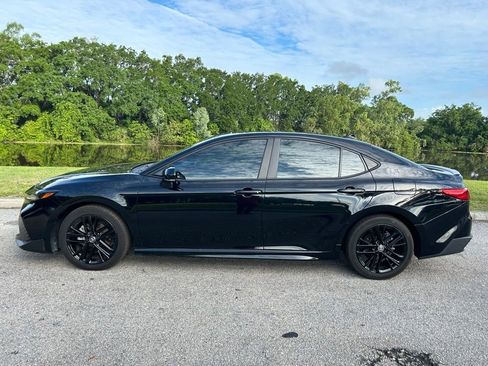Used 2025 Toyota Camry SE w/ Multimedia Upgrade Package FWD image 3