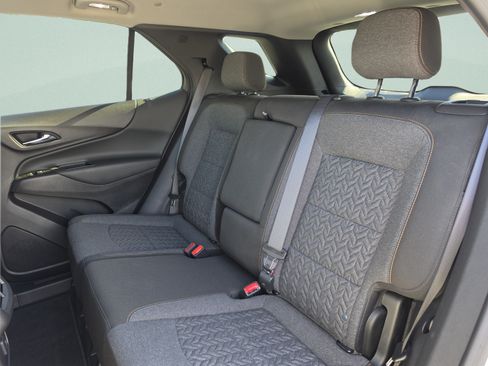 Used 2024 Chevrolet Equinox LT w/ LPO, Cargo Package FWD image 23
