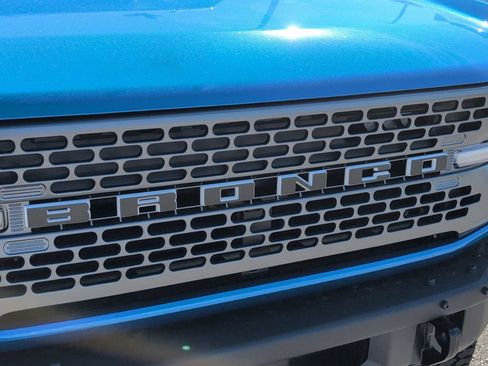 New 2025 Ford Bronco Badlands w/ Sasquatch Package image 4