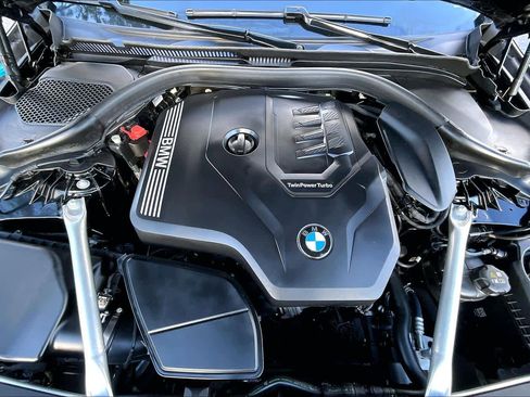 Certified 2023 BMW 530i image 30