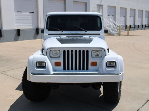 Used 1991 Jeep Wrangler Renegade AWD/4WD image 23