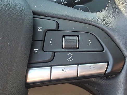 Certified 2023 Cadillac XT4 Premium Luxury w/ Technology Package image 22