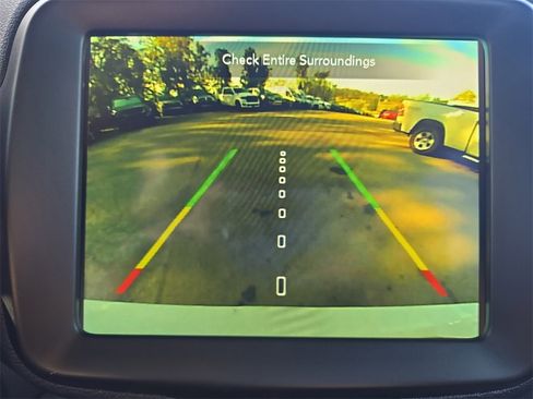 Used 2023 Jeep Renegade Trailhawk w/ Trailhawk Elite Group image 21