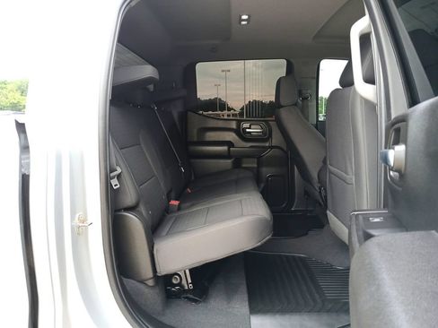 Used 2022 Chevrolet Silverado 1500 Custom AWD/4WD image 28