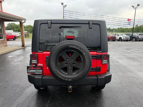 Used 2015 Jeep Wrangler Sport w/ Quick Order Package 23S AWD/4WD image 5