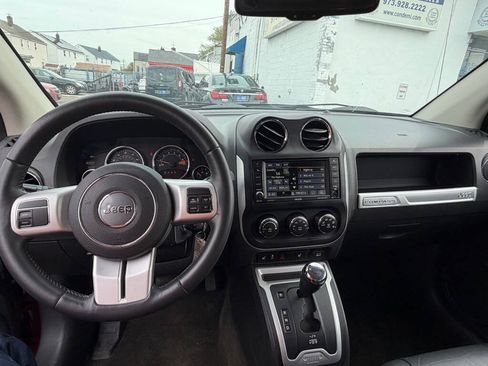 Used 2016 Jeep Compass High Altitude AWD/4WD image 19
