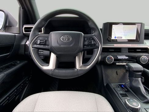 Used 2025 Toyota 4Runner SR5 RWD image 6