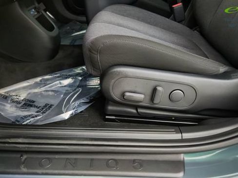 Used 2025 Hyundai Ioniq 5 SE RWD image 34