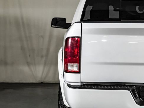 Used 2017 RAM 2500 SLT image 45