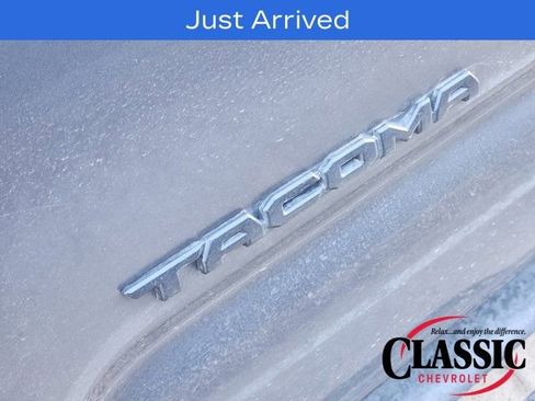 Used 2022 Toyota Tacoma SR5 image 16